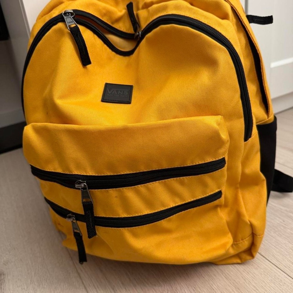 Vans Off The Wall Yellow Backpack Black Accents Streetwear Skate Bag - Picture 6 of 6